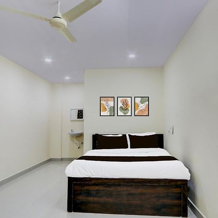 Hotel O Gk Grand Bibinagar Bagian luar foto
