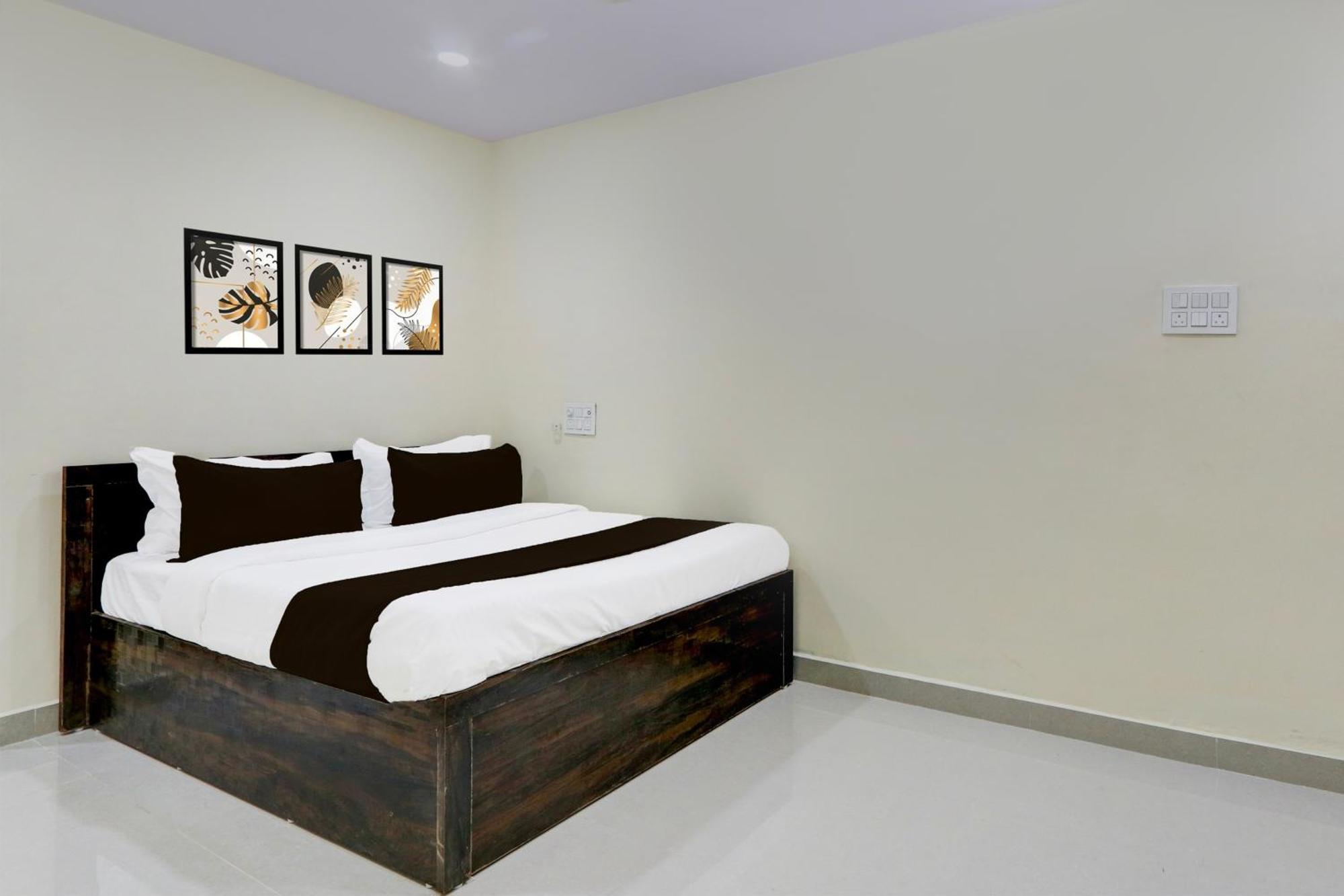 Hotel O Gk Grand Bibinagar Bagian luar foto