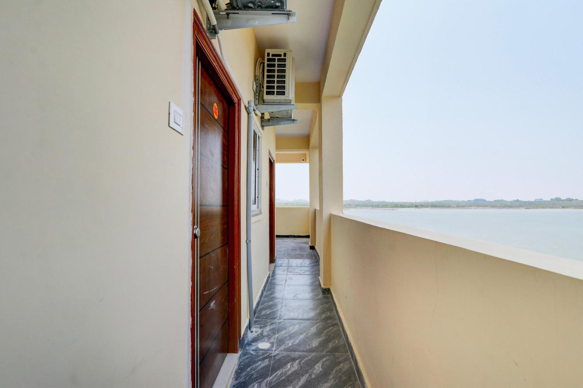 Hotel O Gk Grand Bibinagar Bagian luar foto