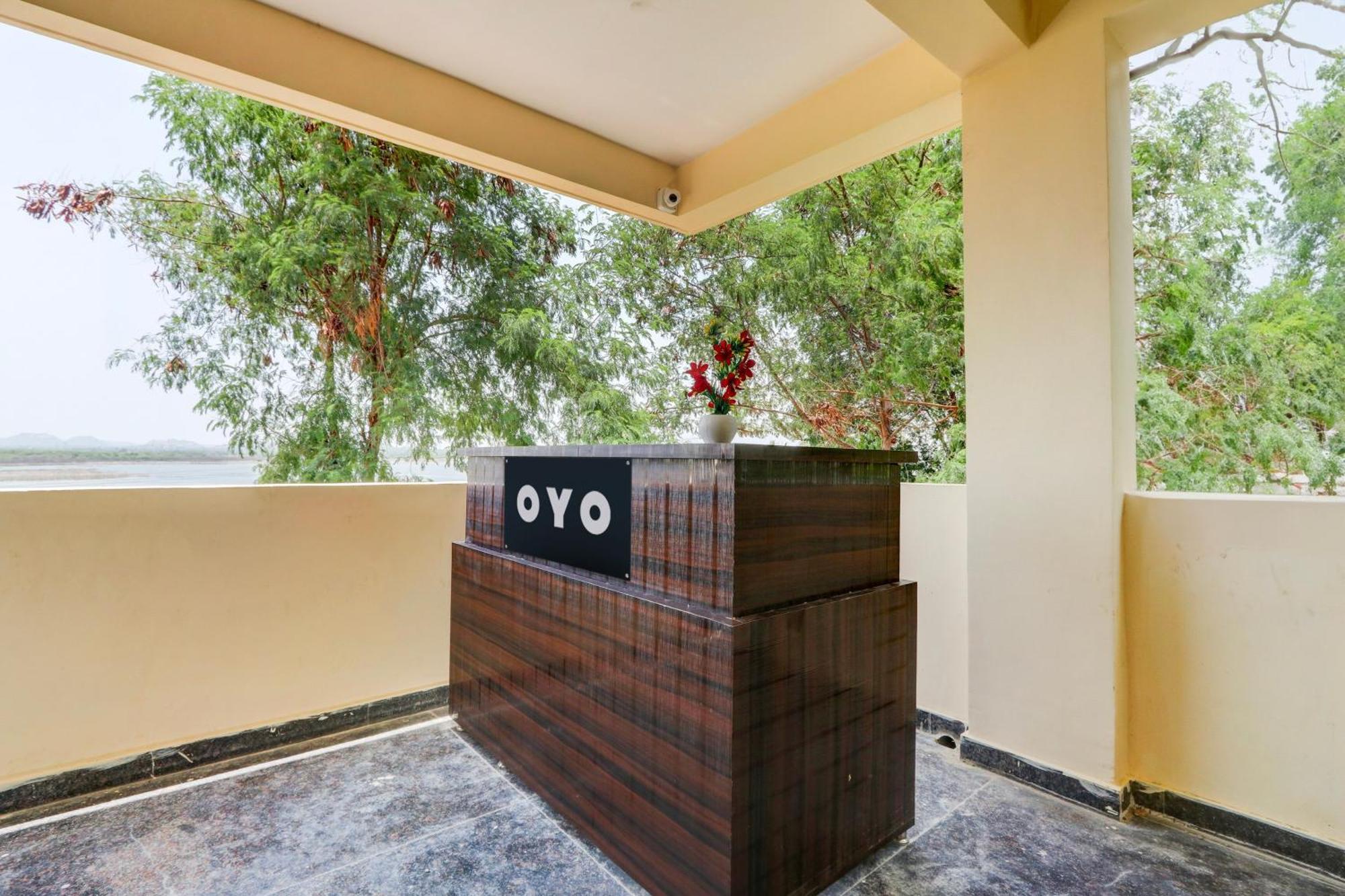 Hotel O Gk Grand Bibinagar Bagian luar foto